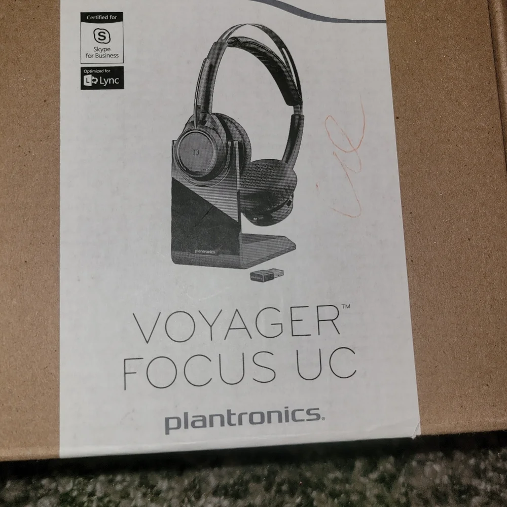 Plantronics Voyager Focus UC